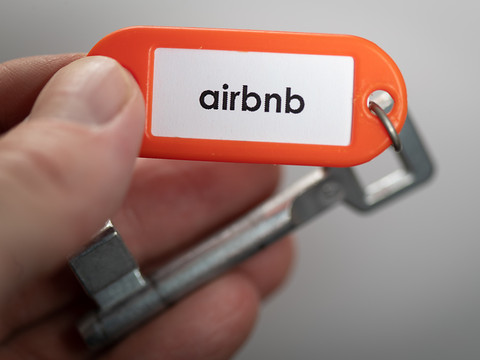 La pandémie profite-t-elle à Airbnb ?