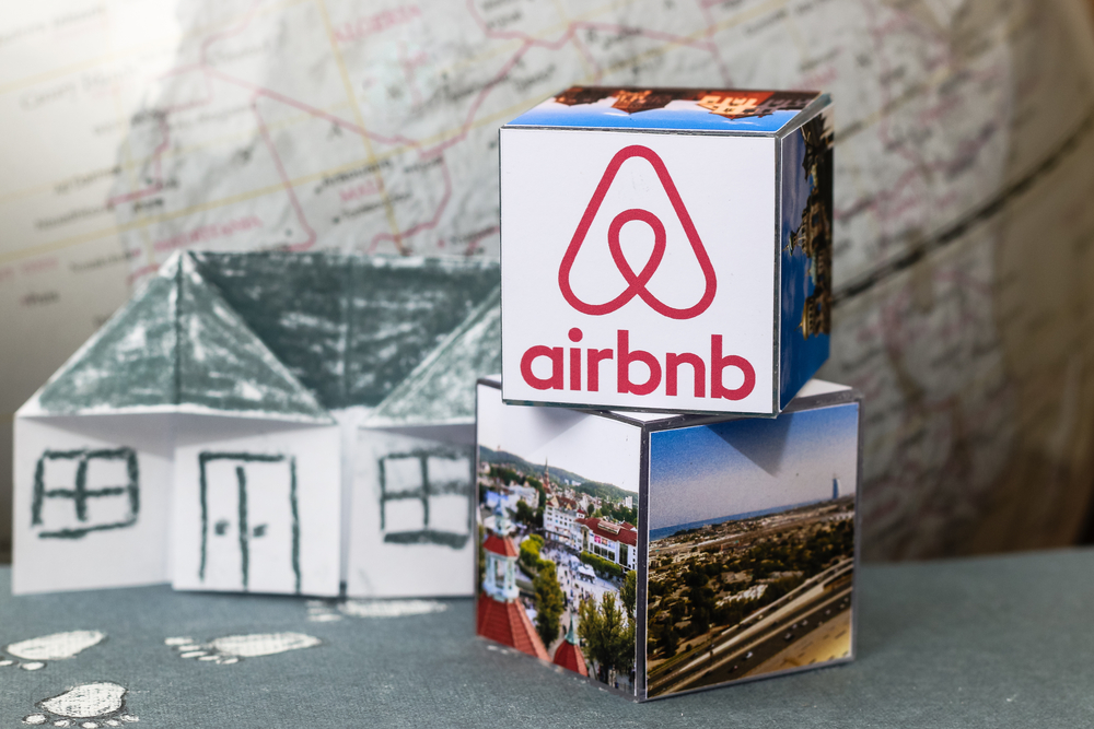 L’impact de la crise du coronavirus sur l’offre et la demande d’Airbnb en Suisse
